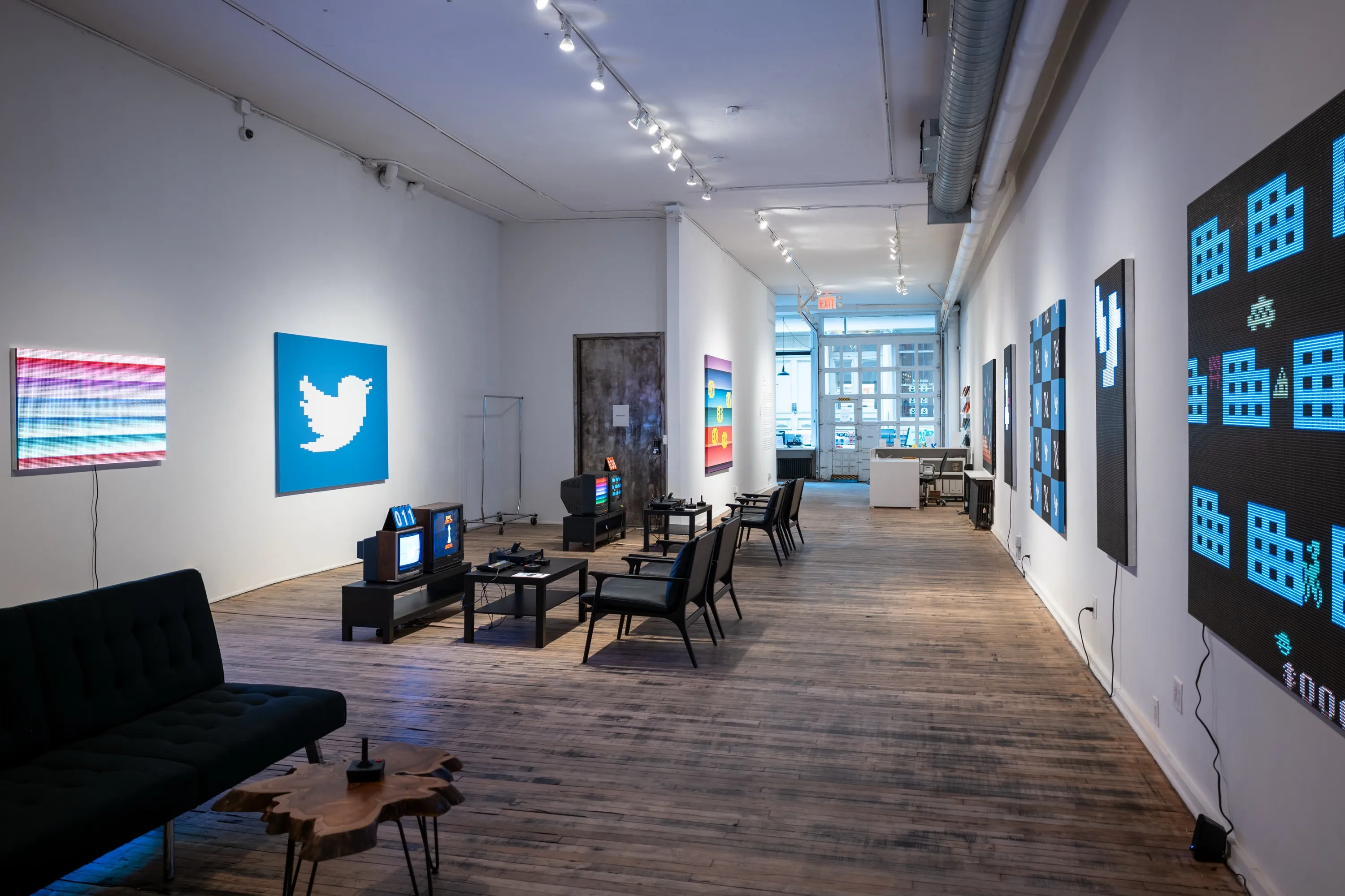 2600 - Installation view